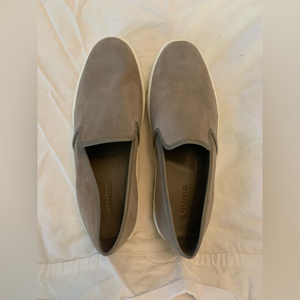 NWOT Vince Slip On sneakers